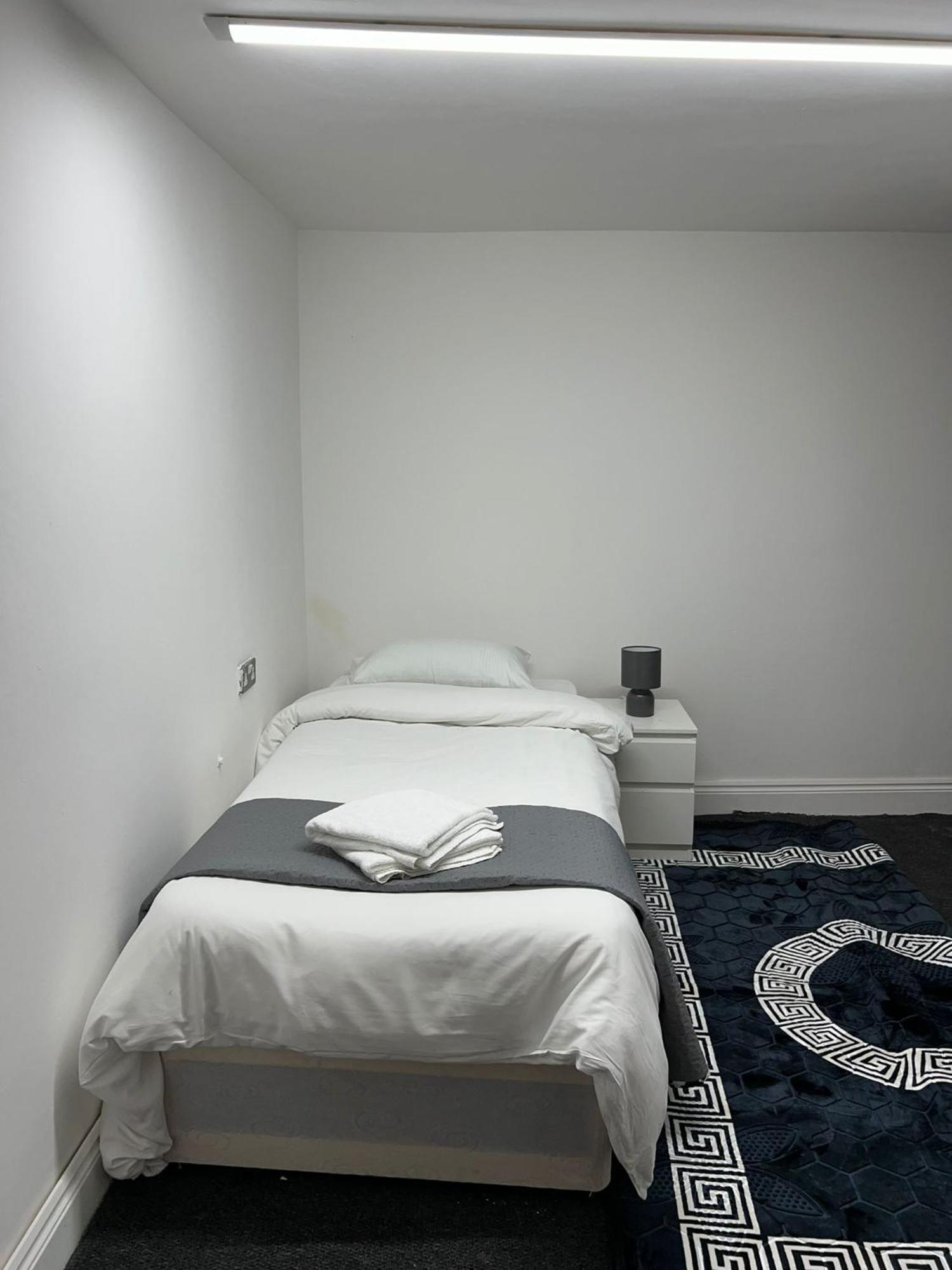 Starlet Manor Park Apartman London Kültér fotó