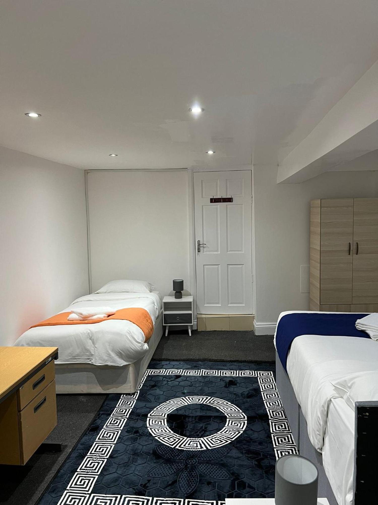 Starlet Manor Park Apartman London Kültér fotó